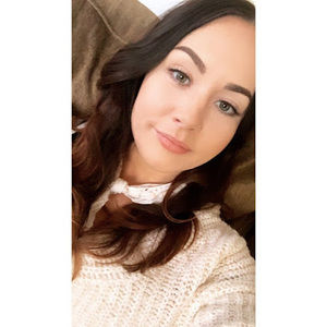 Meet your Posher, Connie